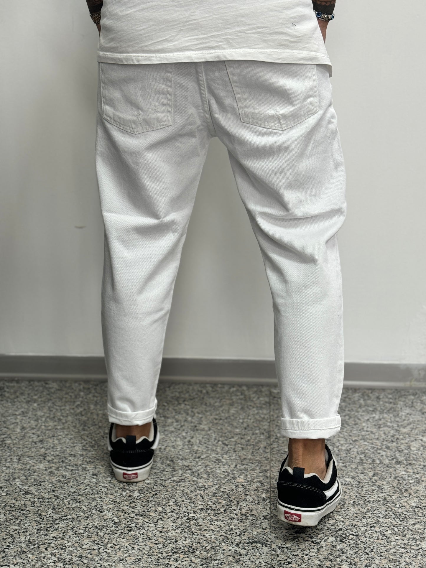 Jeans bianco strappi